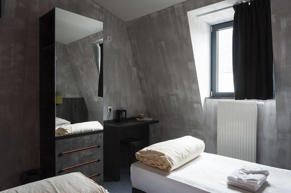 Brxxl 5 Centre Hostel Brussel